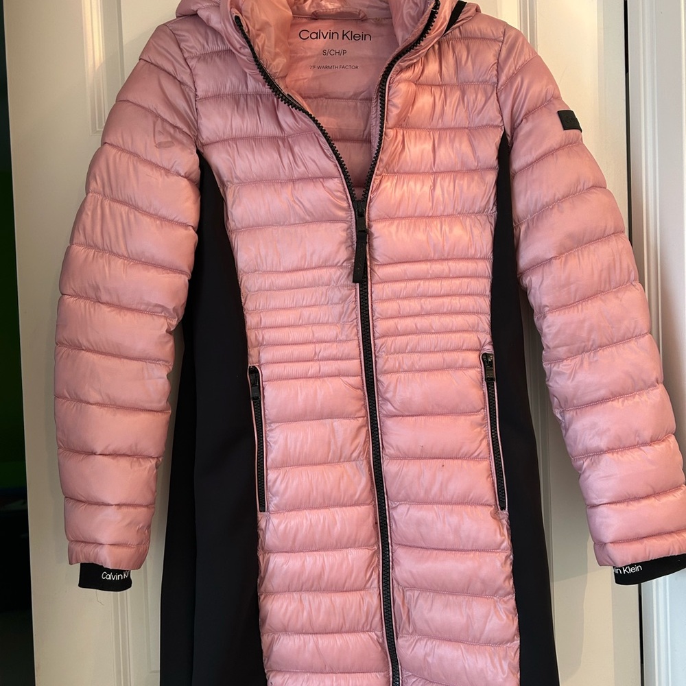 Calvin Klein Women's Light Pink and Black Puffer Coat